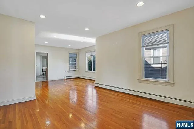 164 Orient Way 2 Rutherford, NJ 07070