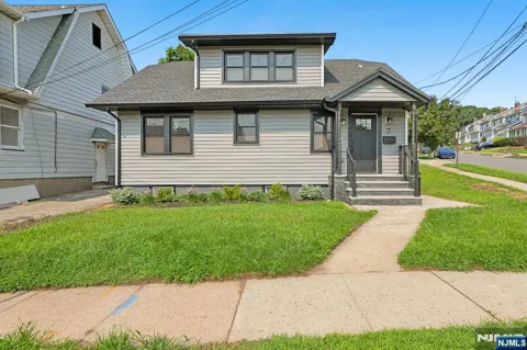 7 Franklin Avenue