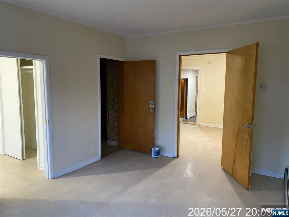 217 Walnut Street 2 Newark, NJ 07105