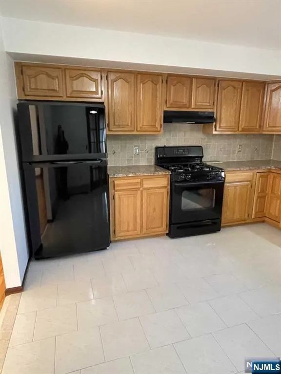 535 Hillside Avenue 1 Palisades Park, NJ 07650
