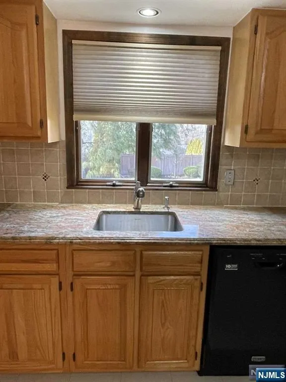 535 Hillside Avenue 1 Palisades Park, NJ 07650