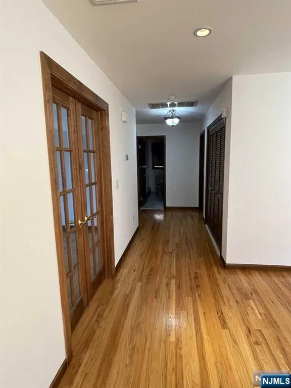 535 Hillside Avenue 1 Palisades Park, NJ 07650