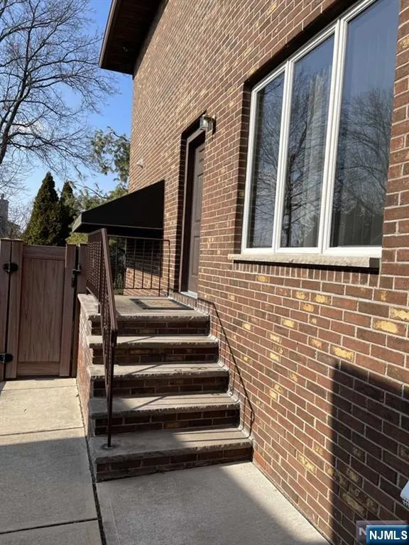 535 Hillside Avenue 1 Palisades Park, NJ 07650
