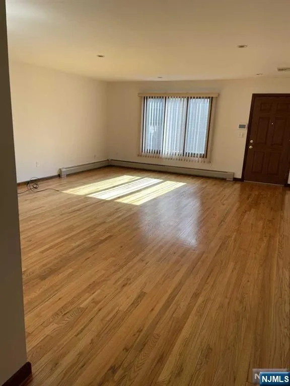 535 Hillside Avenue 1 Palisades Park, NJ 07650