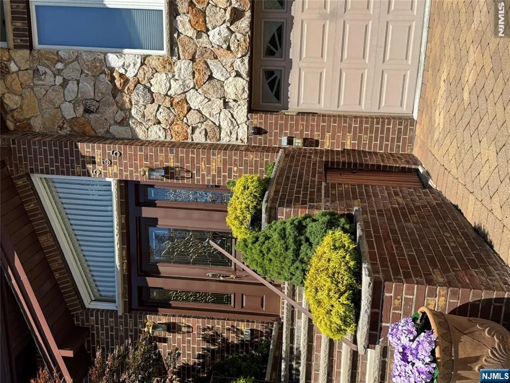 535 Hillside Avenue 1 Palisades Park, NJ 07650