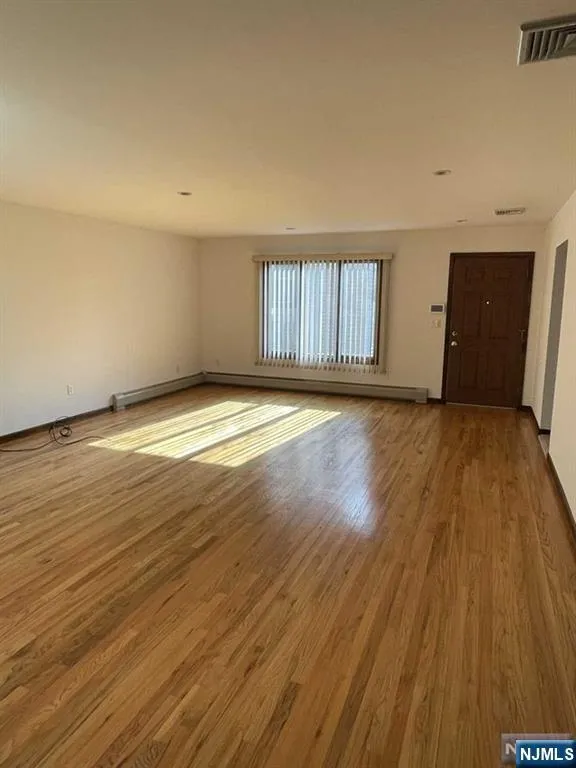 535 Hillside Avenue 1 Palisades Park, NJ 07650