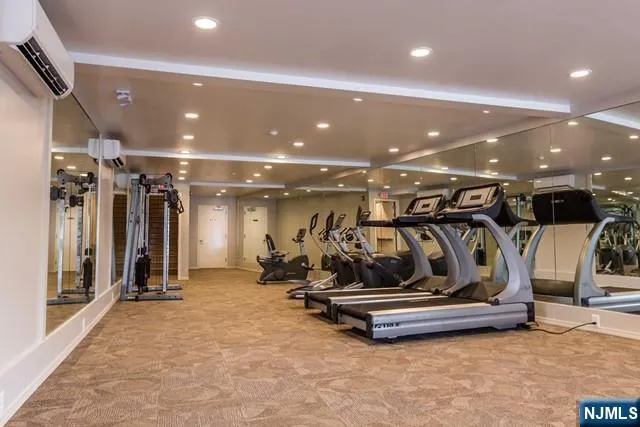 411 E Brinkerhoff Avenue 311 Palisades Park, NJ 07650