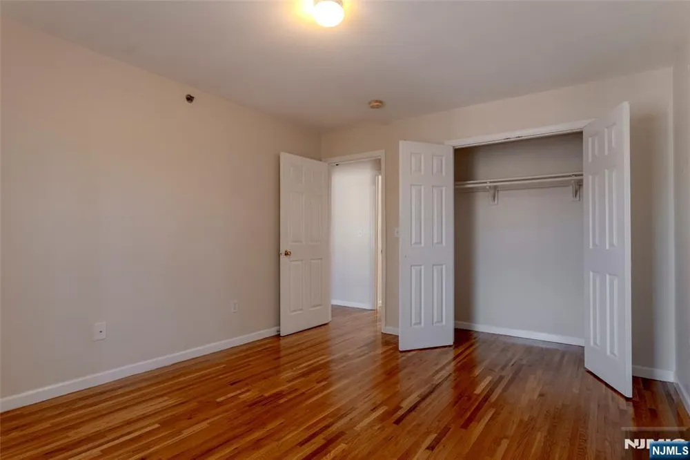 30 Triton Terrace 3 Newark, NJ 07104