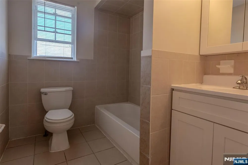 30 Triton Terrace 3 Newark, NJ 07104