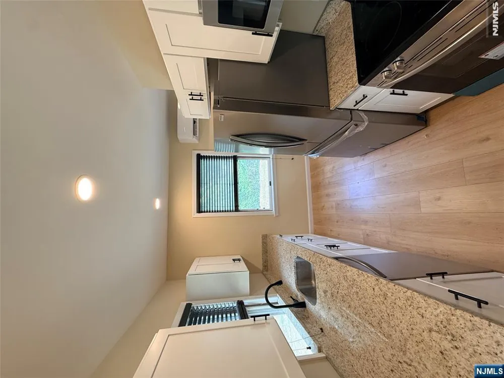 48 Ringwood B Ringwood, NJ 07456