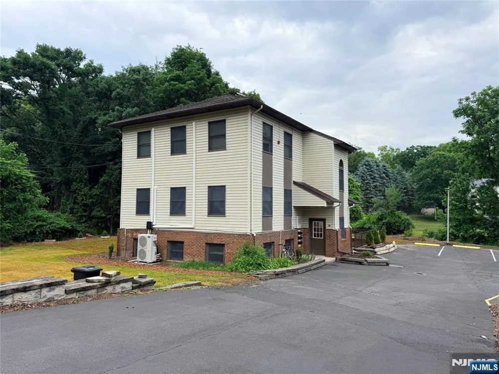 48 Ringwood B Ringwood, NJ 07456