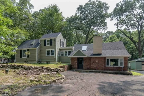 496 Manchester Ave
