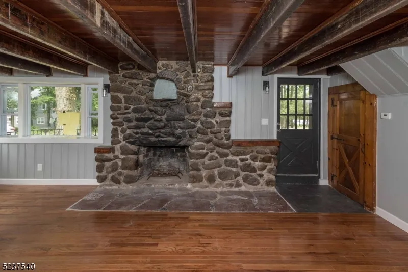 496 Manchester Ave North Haledon, NJ 07508