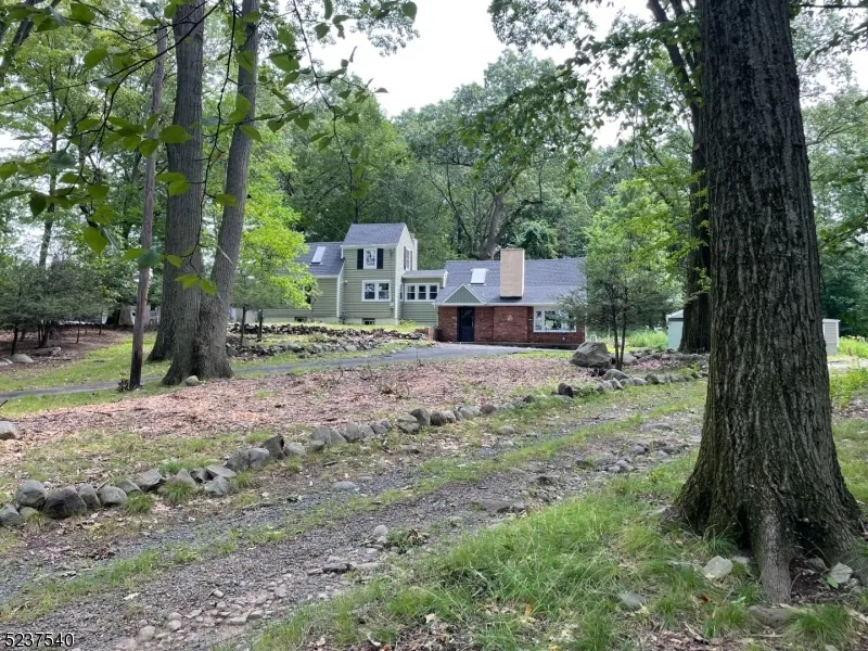 496 Manchester Ave North Haledon, NJ 07508