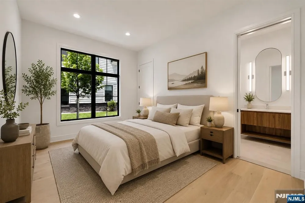 16 Feldman Paramus, NJ 07652
