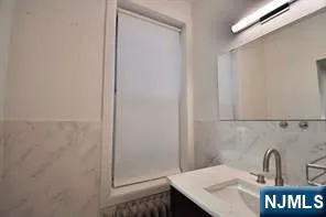 228 Maple Street 2 Weehawken, NJ 07086