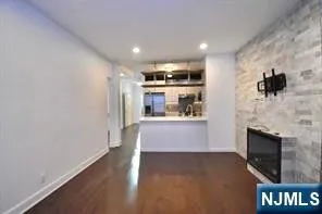 228 Maple Street 2 Weehawken, NJ 07086