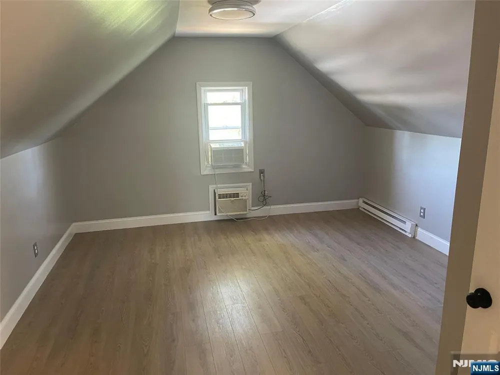 20 E 31st Street Bayonne, NJ 07002