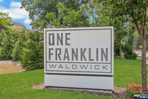 1 Franklin Turnpike 4