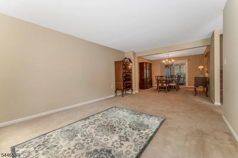 100 Goldfinch Mdws Allamuchy, NJ 07840