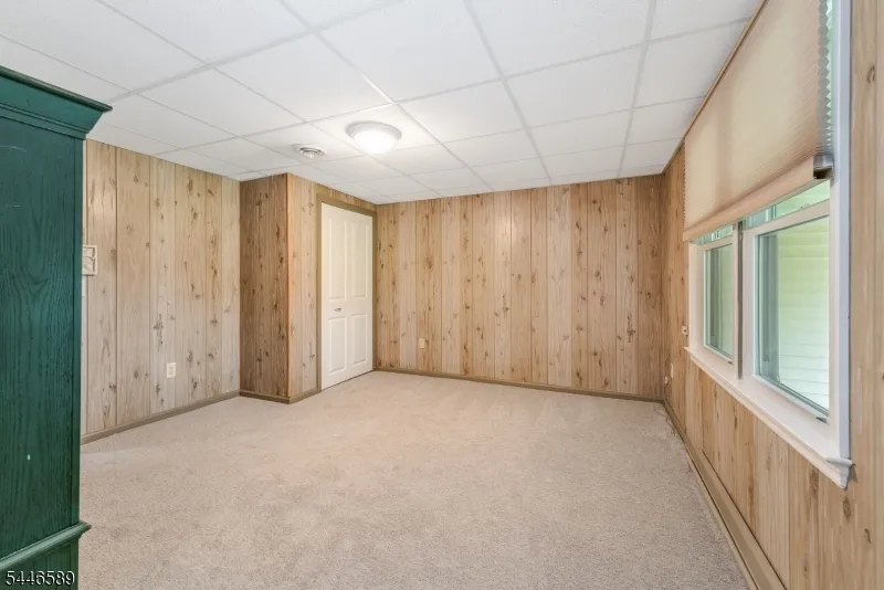 100 Goldfinch Mdws Allamuchy, NJ 07840