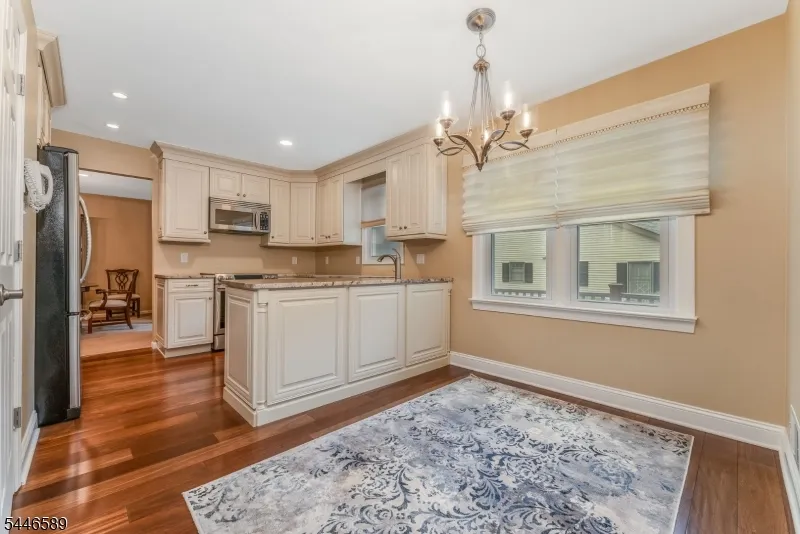 100 Goldfinch Mdws Allamuchy, NJ 07840