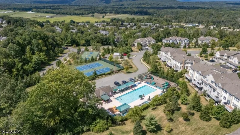 100 Goldfinch Mdws Allamuchy, NJ 07840