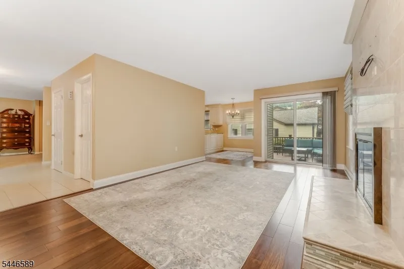 100 Goldfinch Mdws Allamuchy, NJ 07840