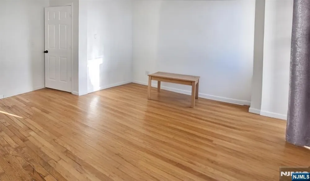 176 Arlington Avenue 1 Jersey City, NJ 07305