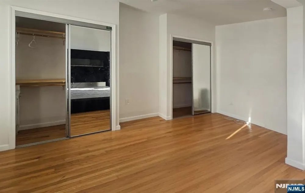 176 Arlington Avenue 1 Jersey City, NJ 07305