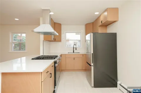 41 River Edge Road 2L