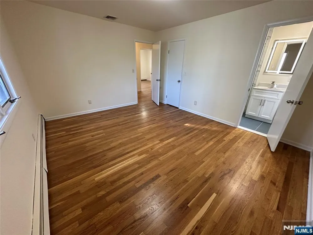 407 Jane Street 2 Fort Lee, NJ 07024