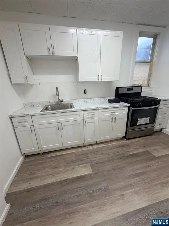 329 Broad Avenue 2FL Leonia, NJ 07605
