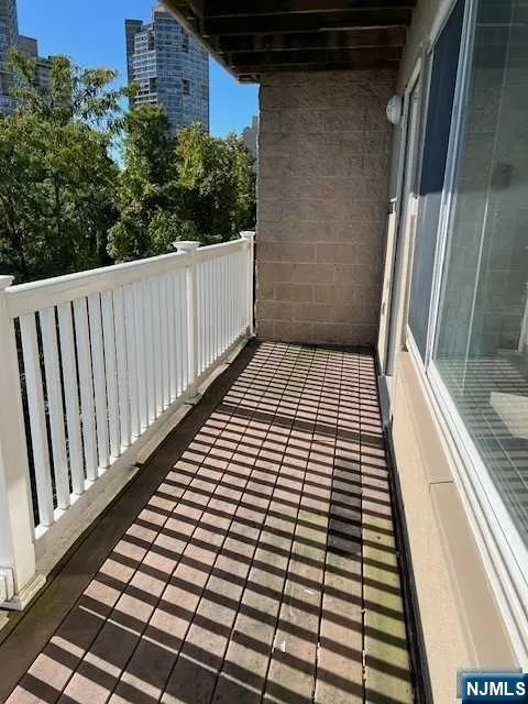 7420 Boulevard E #2C North Bergen, NJ 07047