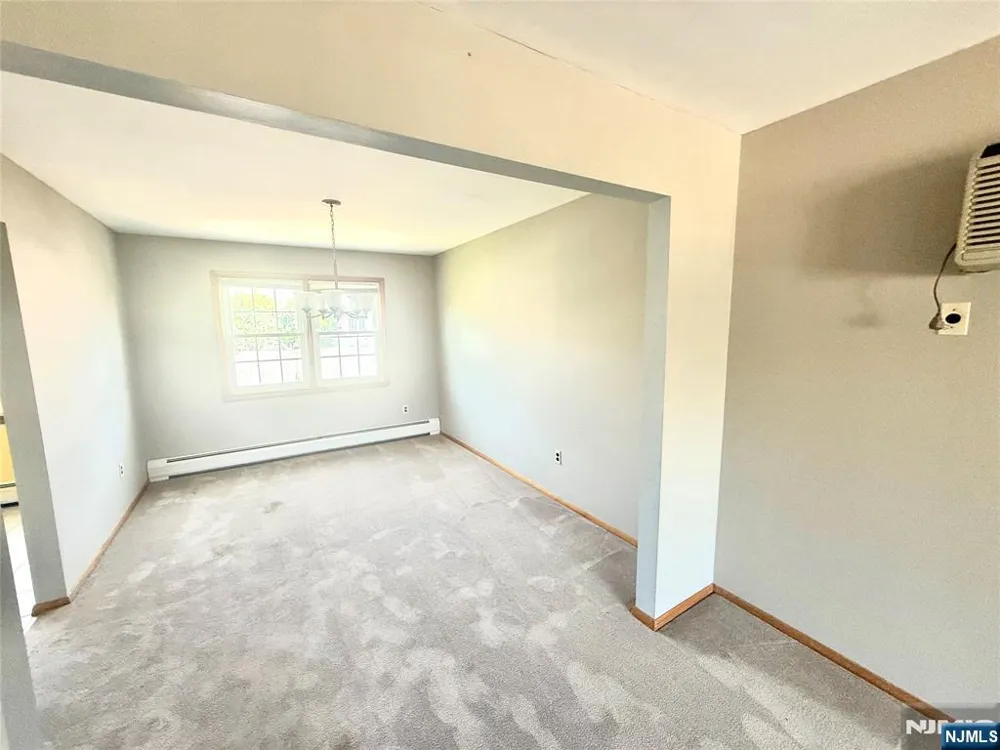 33 Kossuth Street 1 Wallington, NJ 07057