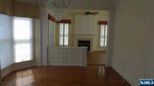 85 Buckthorn Paramus, NJ 07652