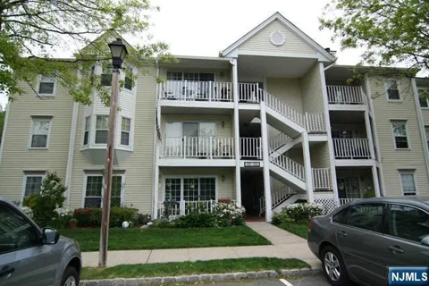 170 Linden Street 170