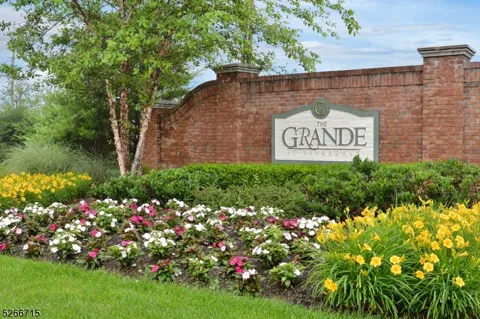 4211 Ramapo Ct