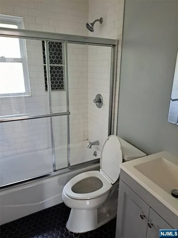 22 Mountain Avenue 2 Westwood, NJ 07675