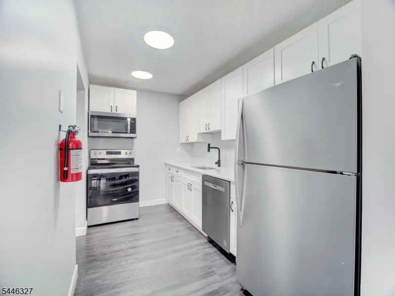 10 N Wood Ave #623 Unit 623 Linden City, NJ 07036