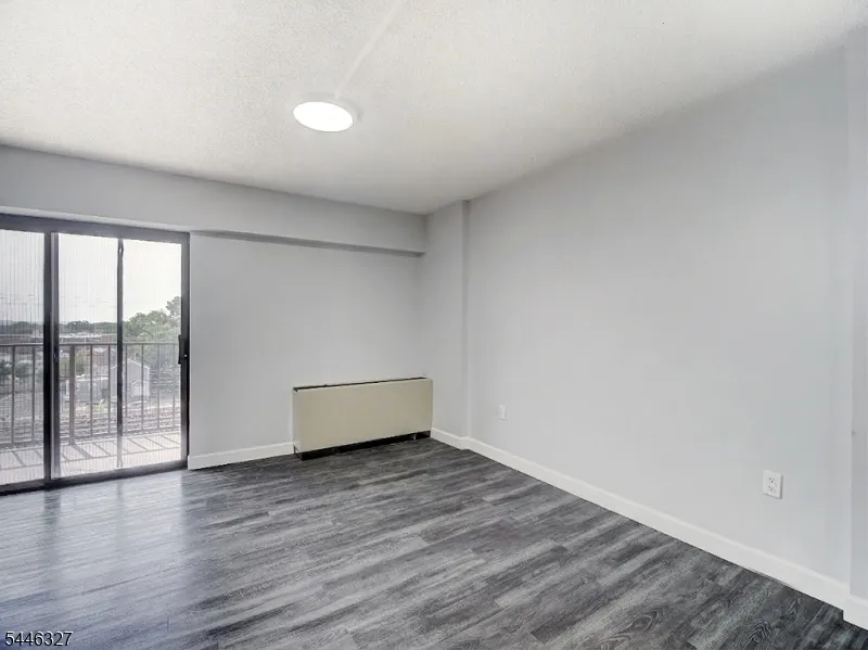 10 N Wood Ave #623 Unit 623 Linden City, NJ 07036