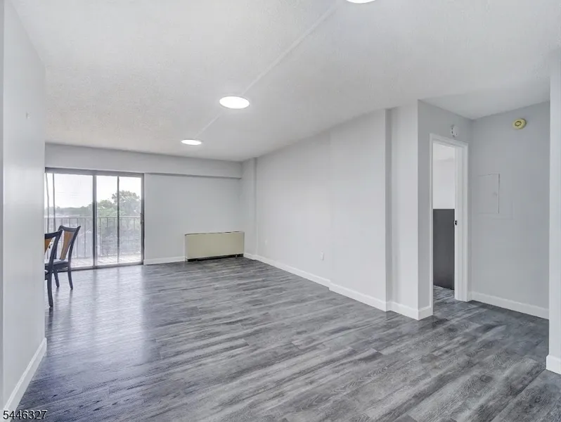 10 N Wood Ave #623 Unit 623 Linden City, NJ 07036