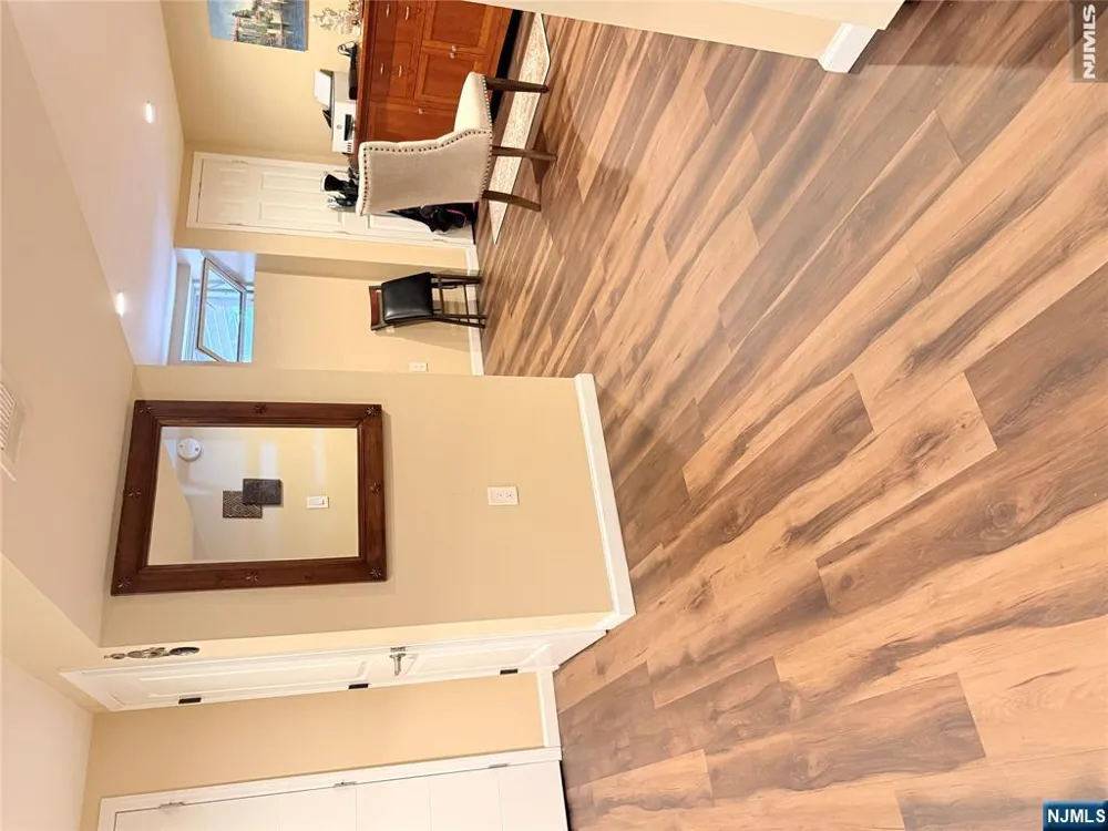 180 Orchard Street Allendale, NJ 07401