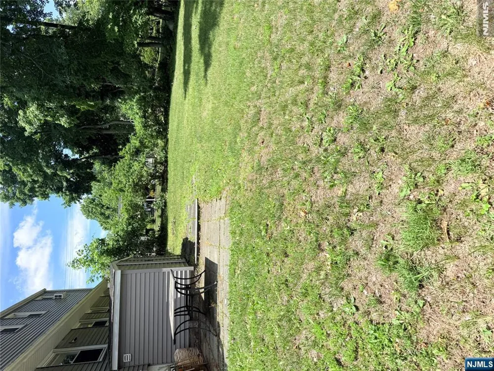 180 Orchard Street Allendale, NJ 07401