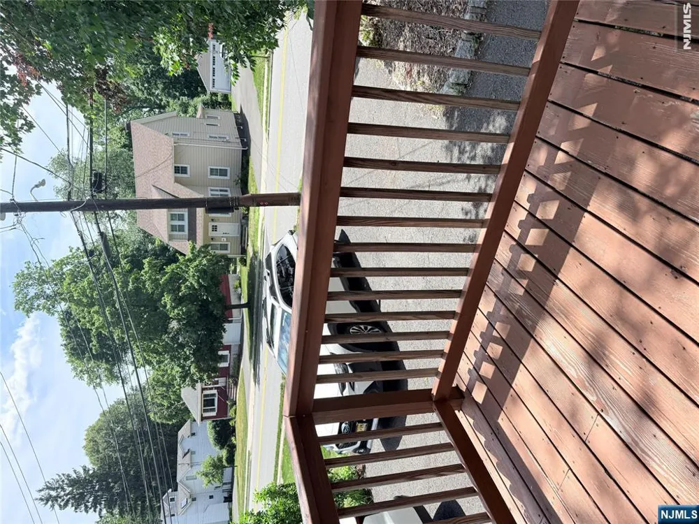 180 Orchard Street Allendale, NJ 07401
