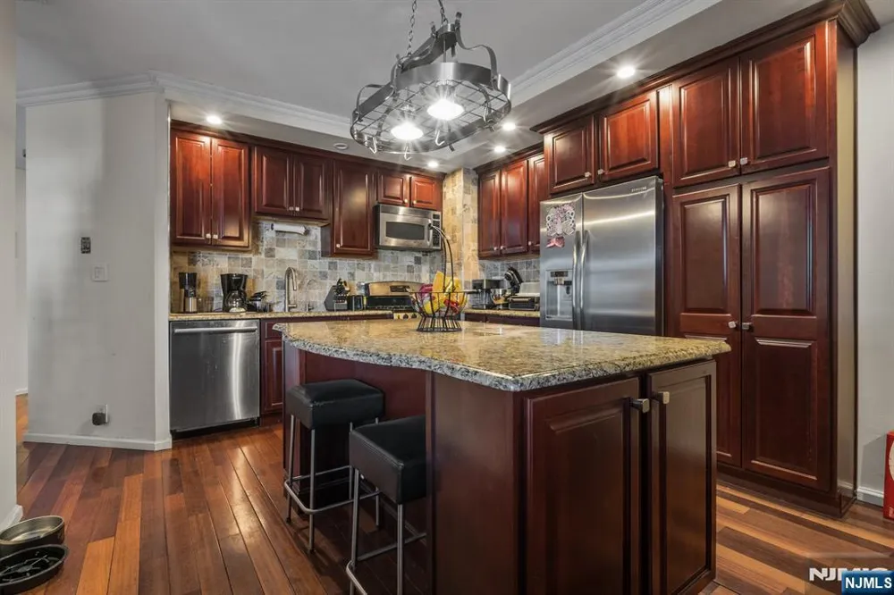 7002 JFK Blvd E 11A Guttenberg, NJ 07093