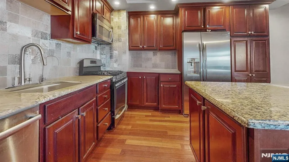 7002 JFK Blvd E 11A Guttenberg, NJ 07093