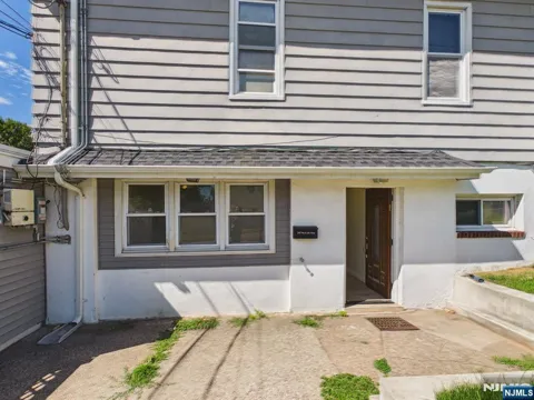 247 Malcolm Avenue 1