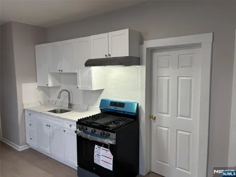 220 Palisade Avenue 1B