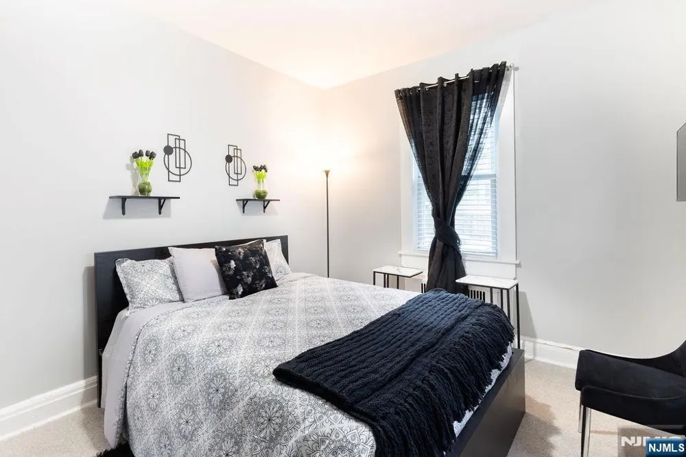 40-42 Harding Terrace Newark, NJ 07112